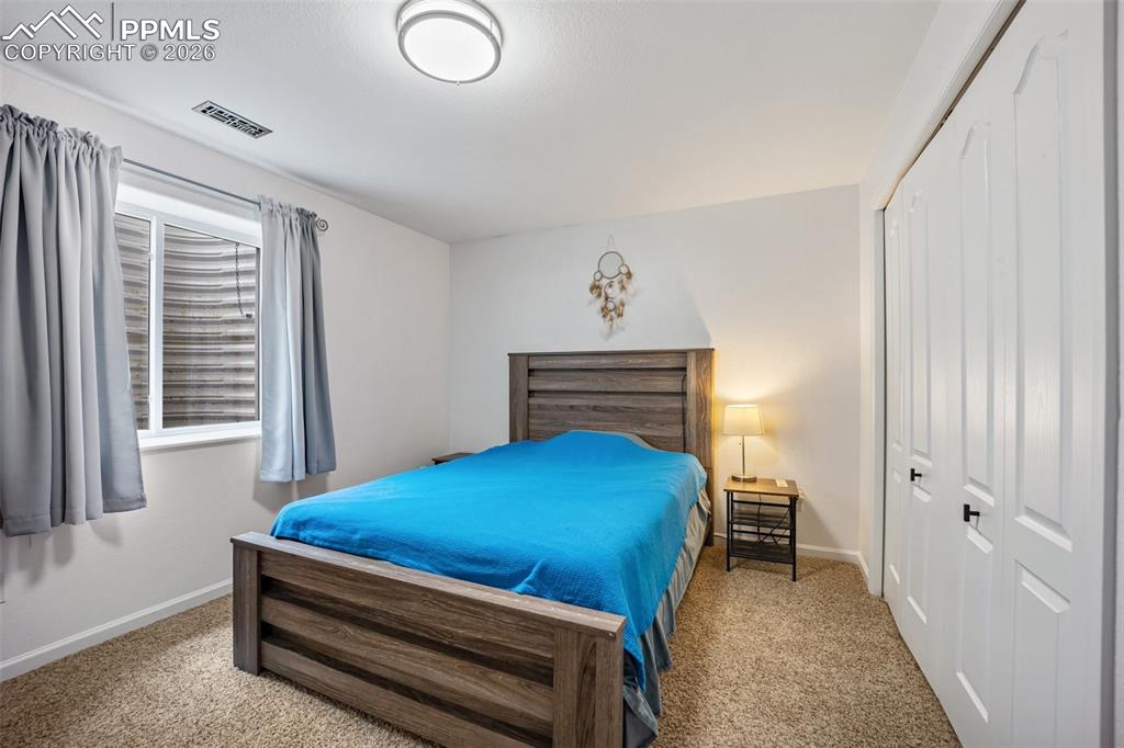 Image 37 of 42: Bedroom