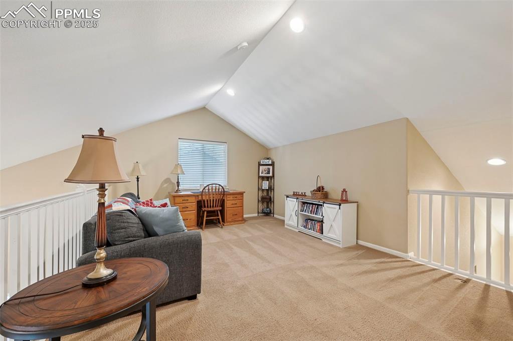 Image 25 of 47: Sitting Room