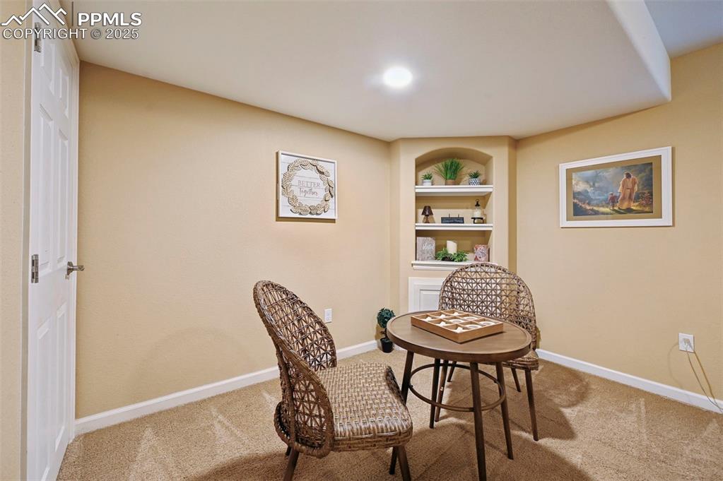 Image 36 of 47: Sitting Room