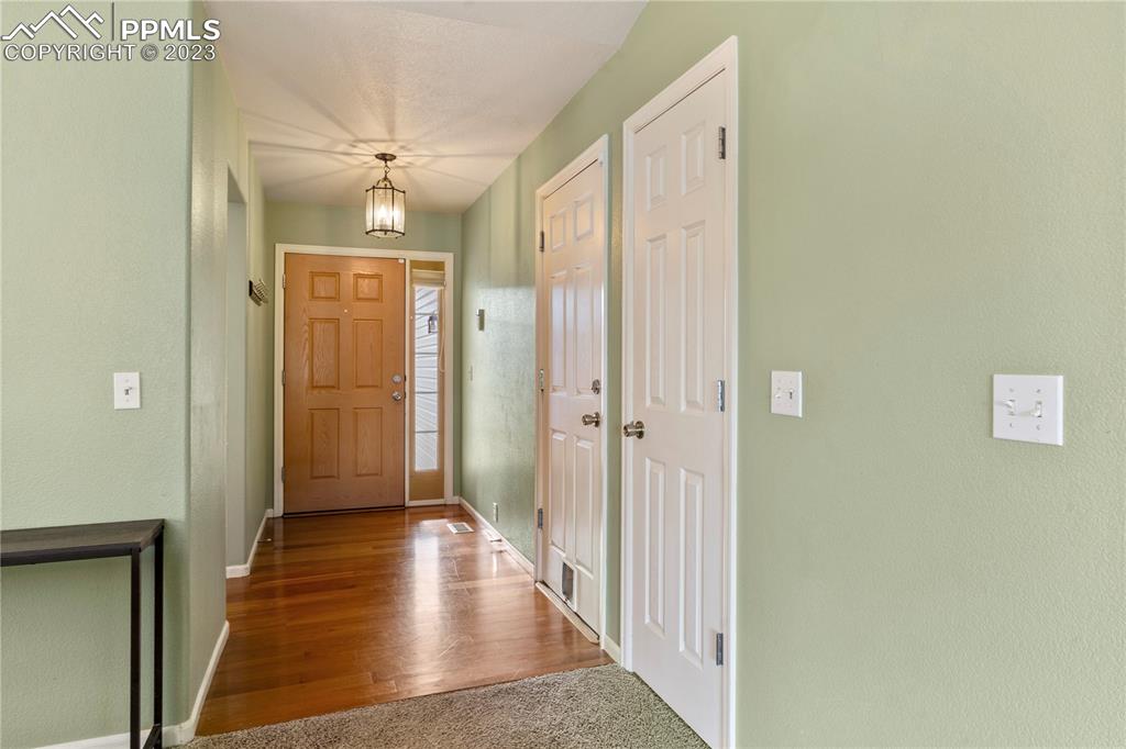 Listing 3366519, Image 4 of 26