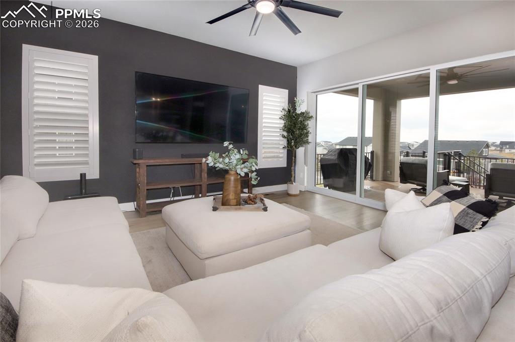 Image 16 of 48: Living Room