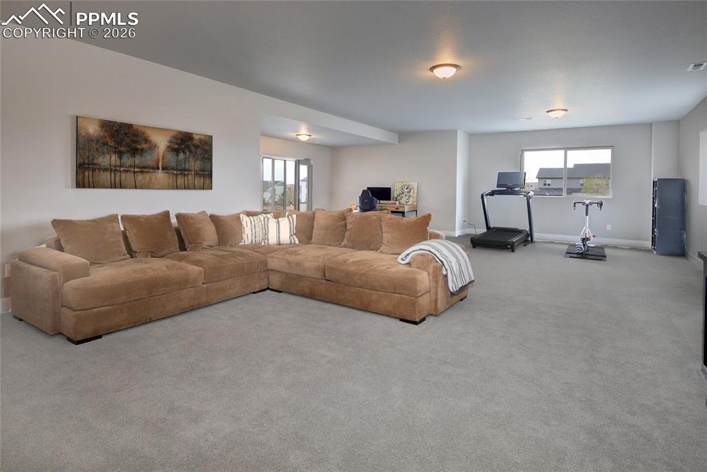 Image 37 of 48: Family Room