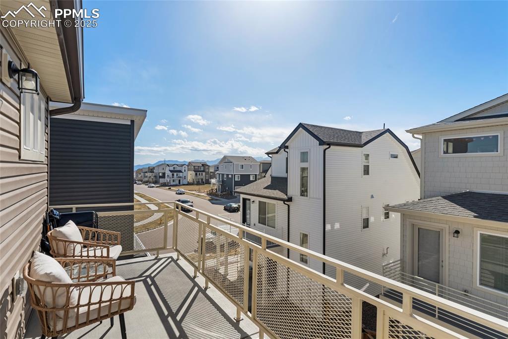 Image 30 of 31: Balcony