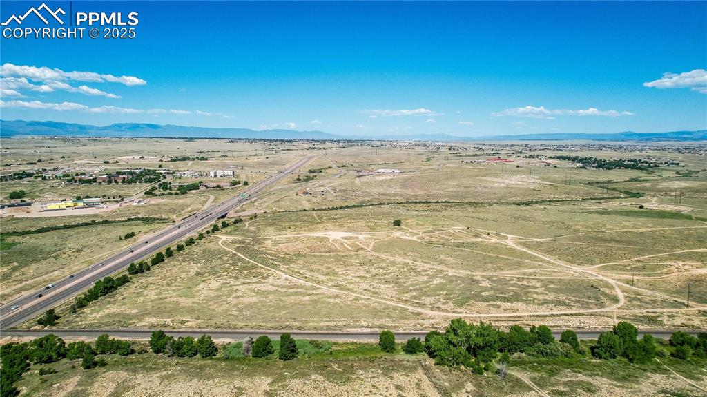 Image 5 of 18: The eastern boundary has the Santa Fe railroad
right of way. The powerlin