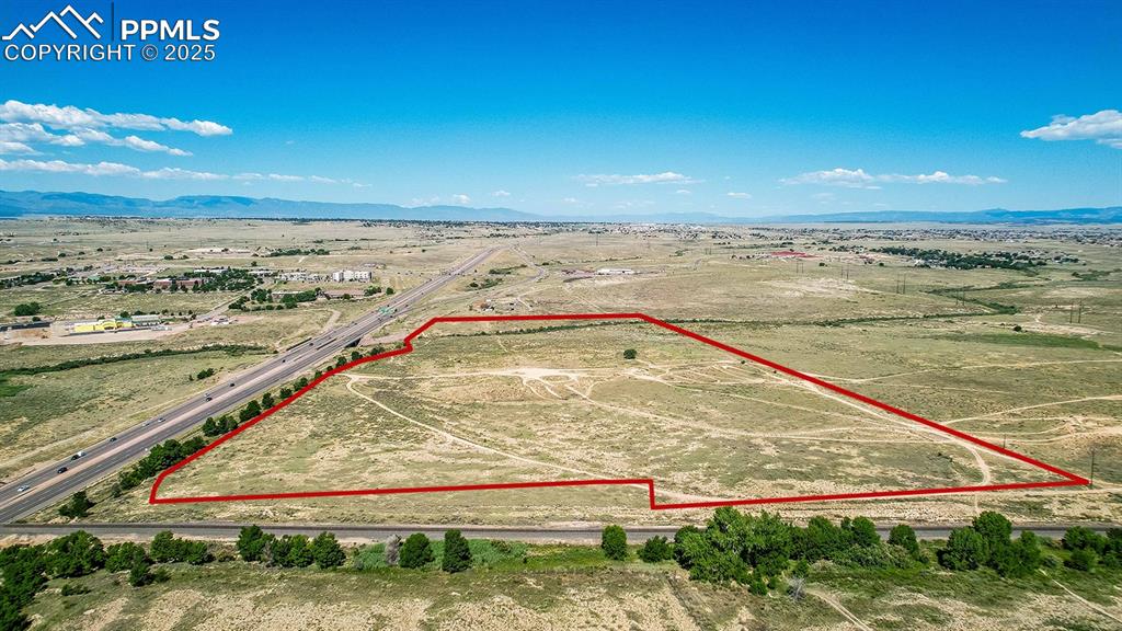 Image 6 of 18: Property Lines
are approximate and not a survey