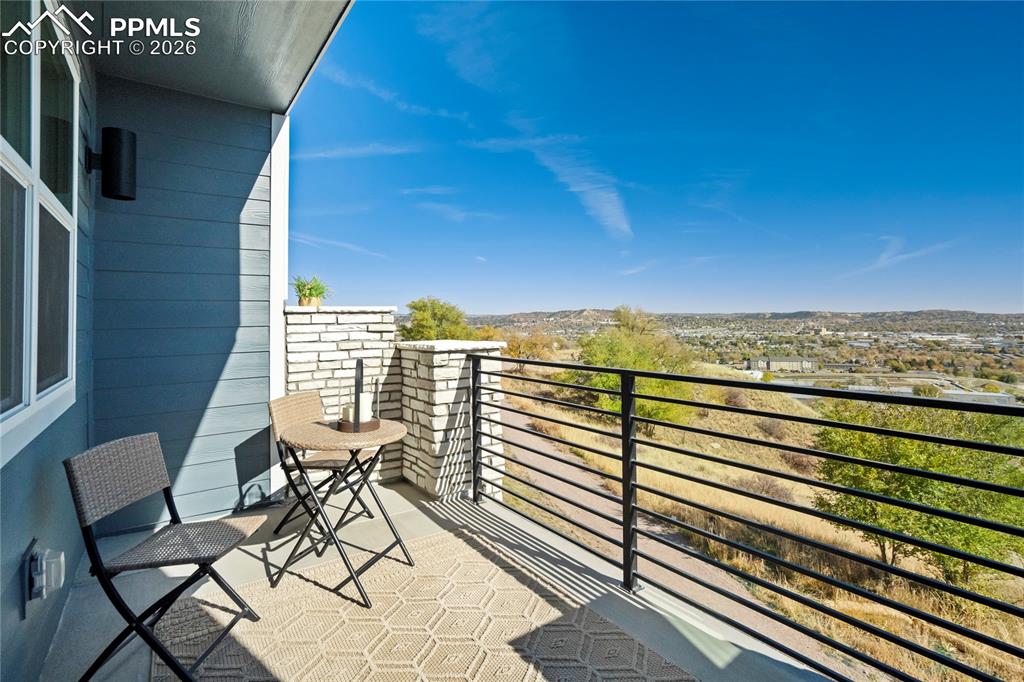 Image 10 of 50: Balcony