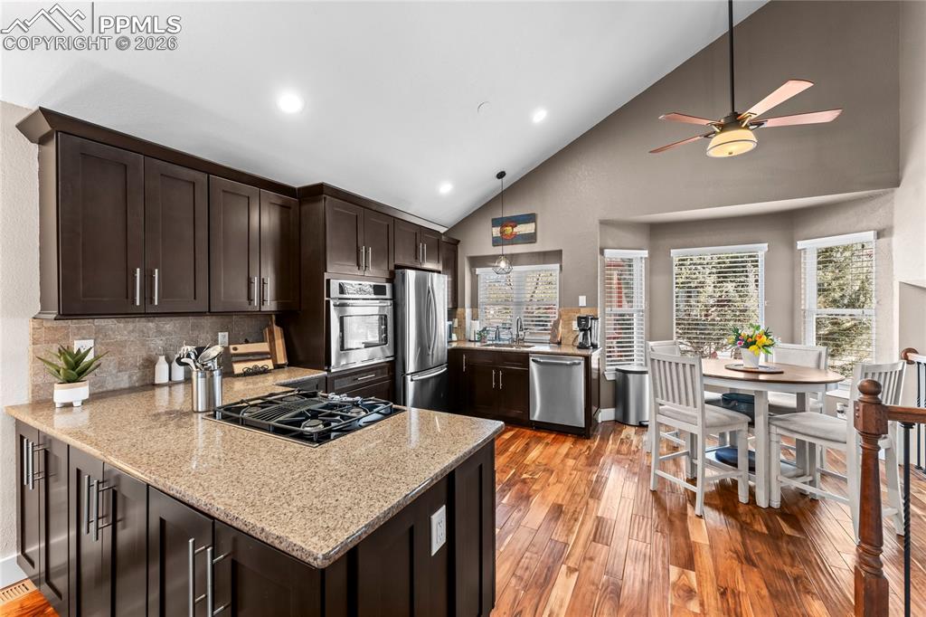 Image 8 of 34: Kitchen