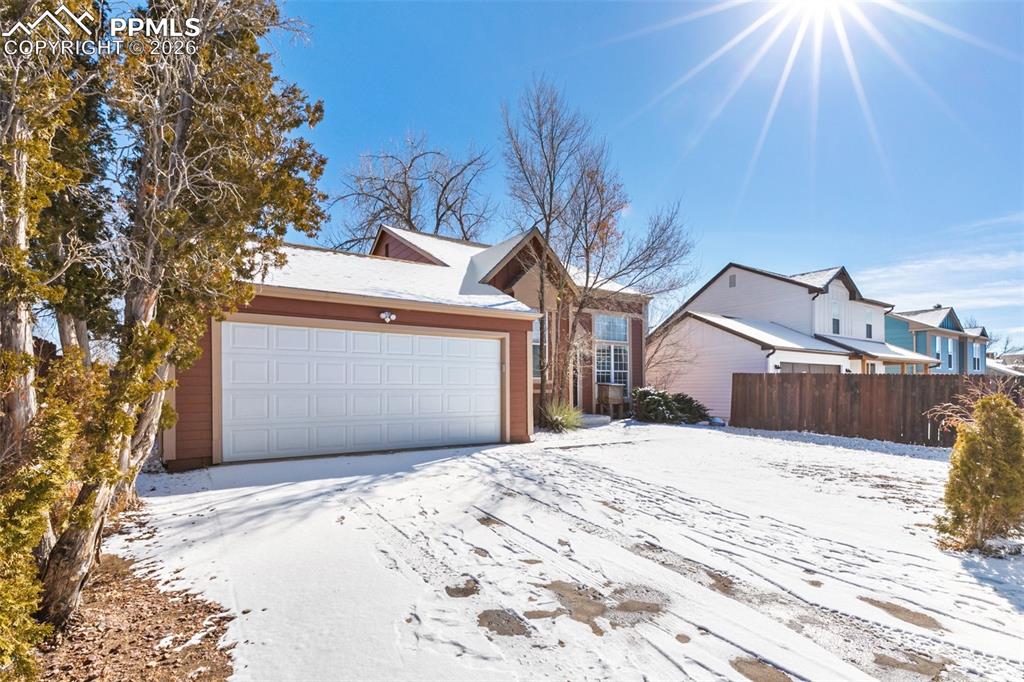 Image 2 of 32: Front of Structure