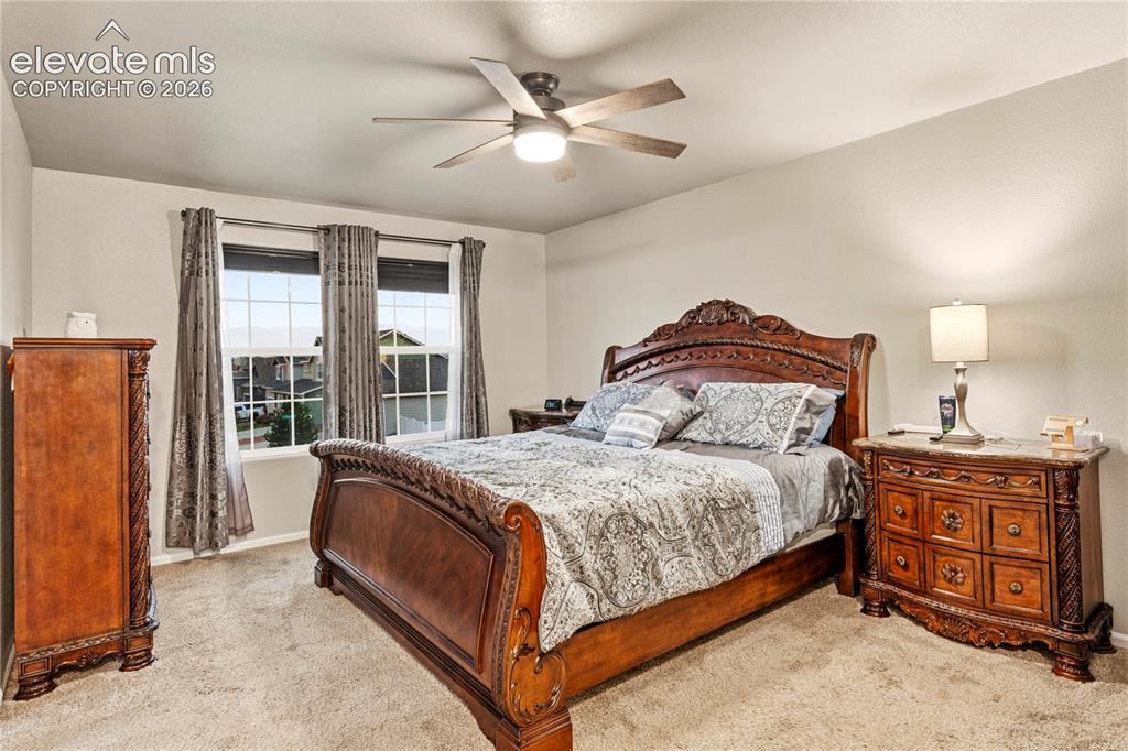 Image 17 of 43: Spacious primary bedroom