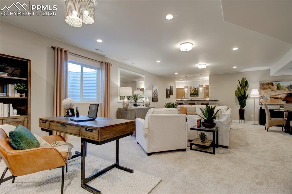 Image 40 of 40: Living Room