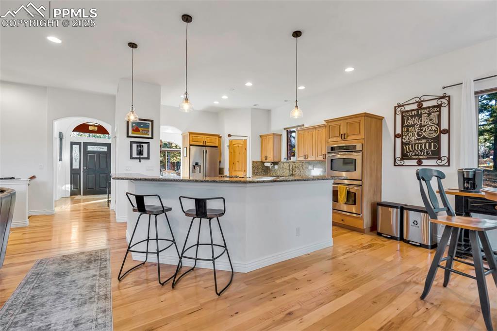 Image 12 of 49: Kitchen