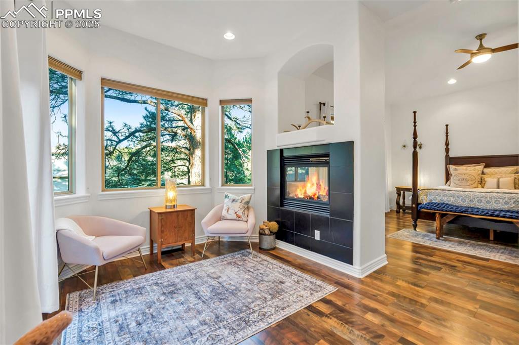 Image 19 of 49: Master Bedroom