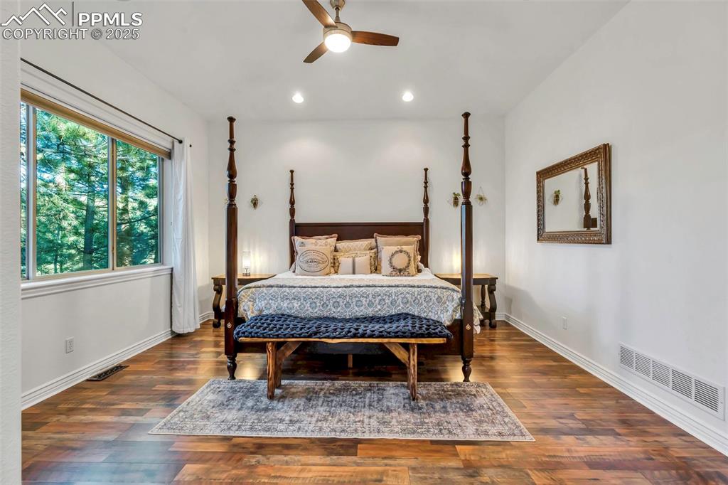 Image 22 of 49: Master Bedroom