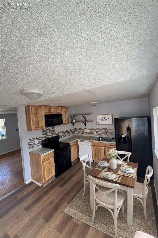 Image 3 of 27: Virtually Staged Kitchen