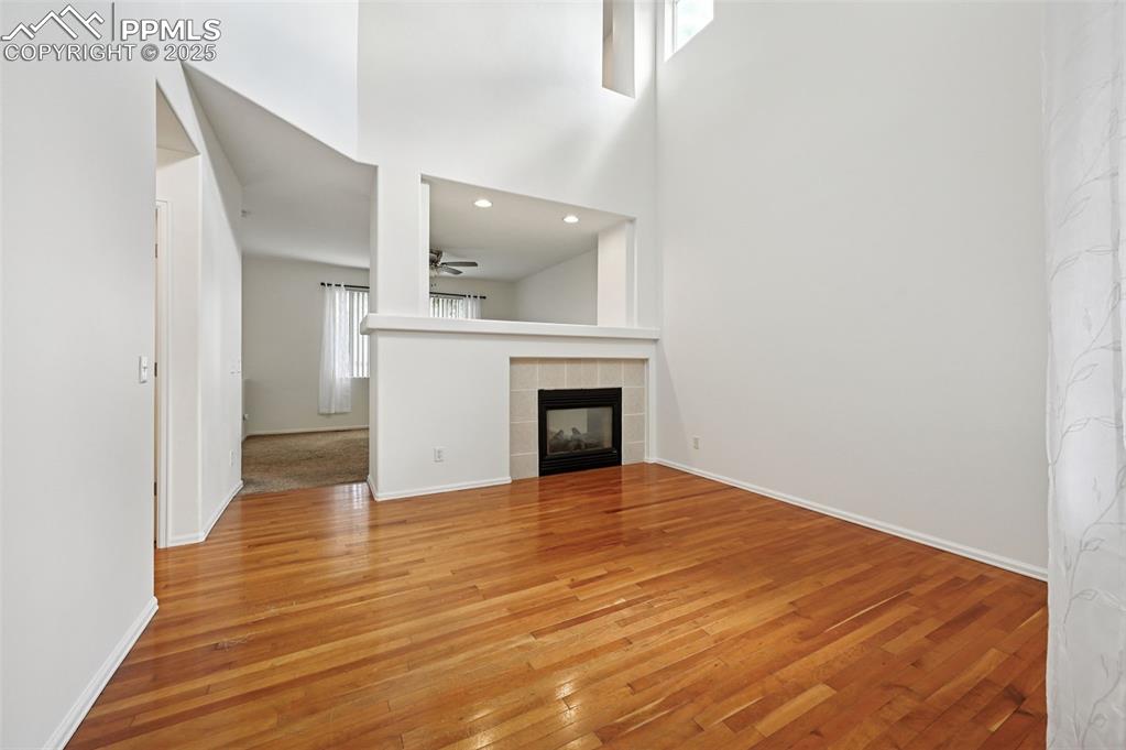 Image 12 of 45: Living Room