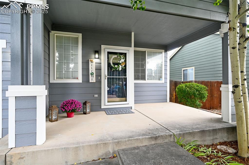 Image 3 of 45: Entry