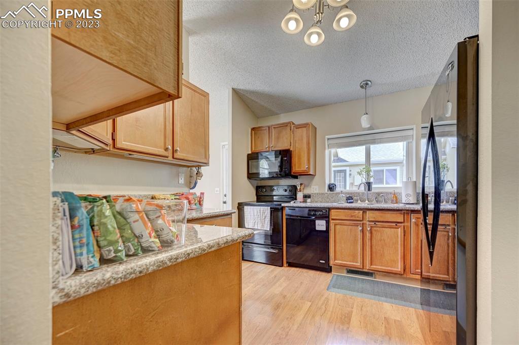 Listing 3377366, Image 26 of 28