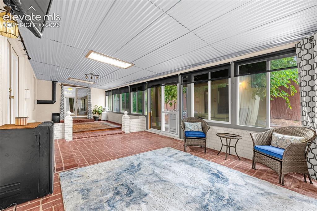Image 16 of 39: Sun Room