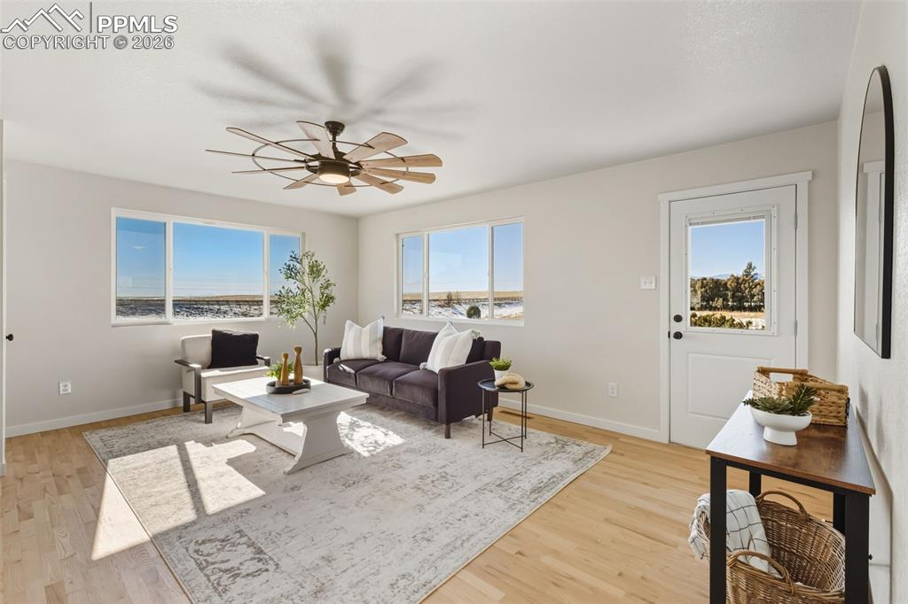 Image 13 of 46: Living Room