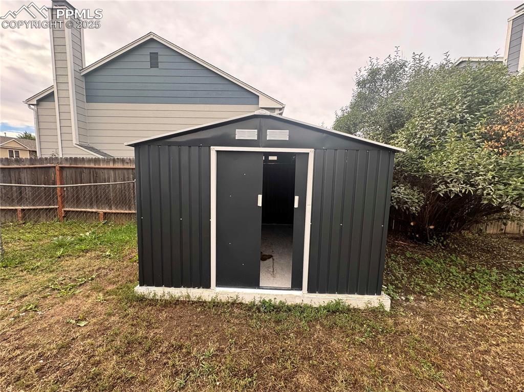 Image 6 of 24: View of shed