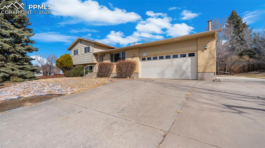 Image 6 of 26: Front of Structure