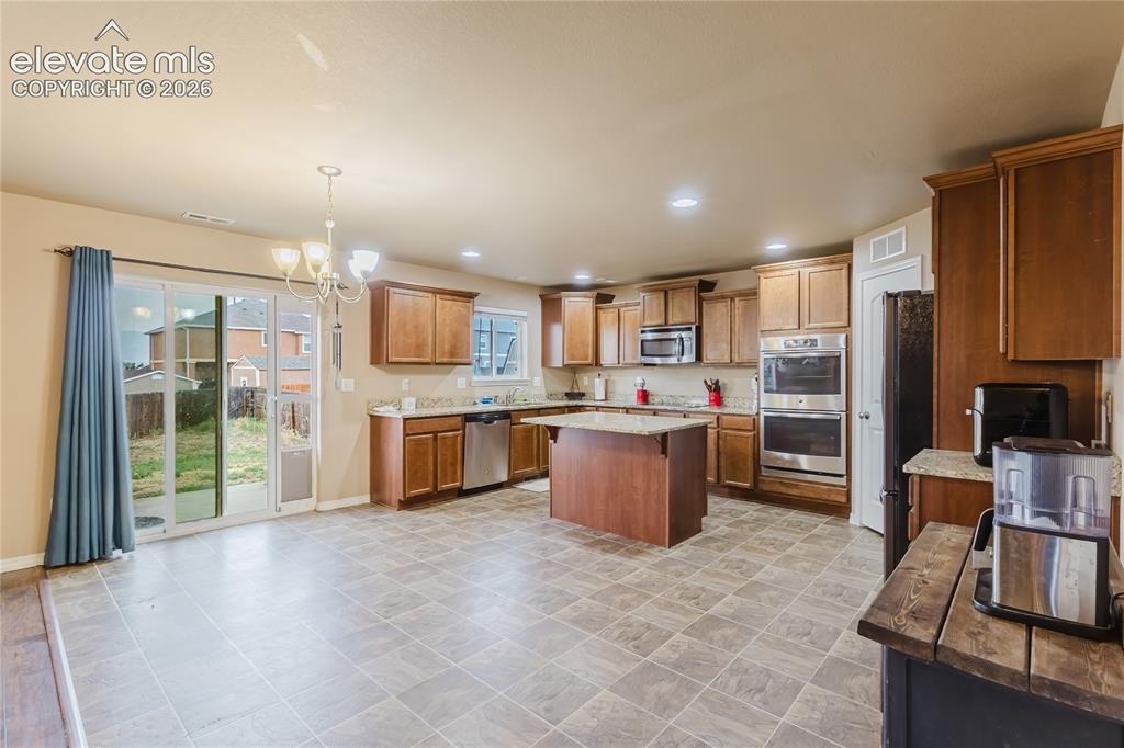 Image 12 of 42: Kitchen