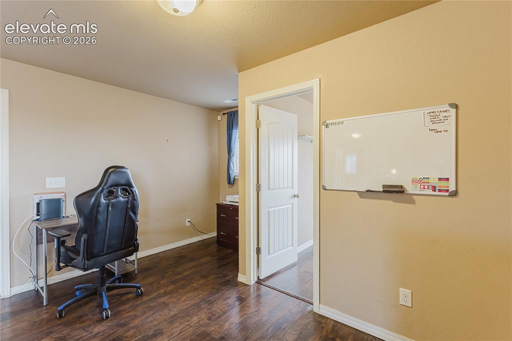 Image 15 of 42: Office