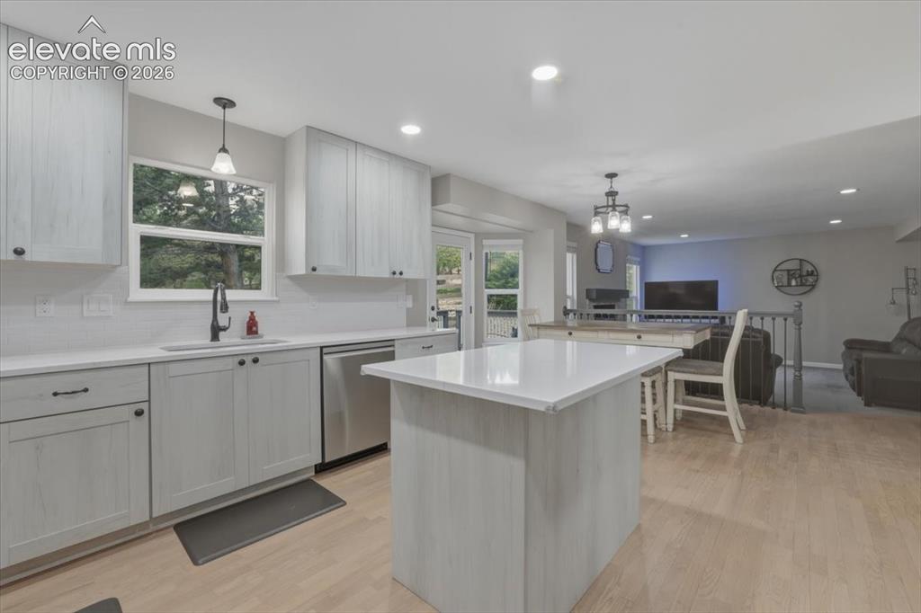 Image 8 of 36: Kitchen