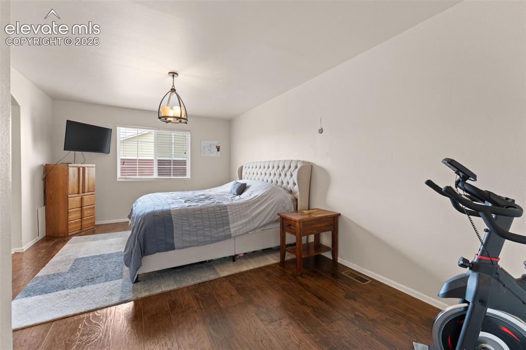 Image 16 of 32: Master Bedroom