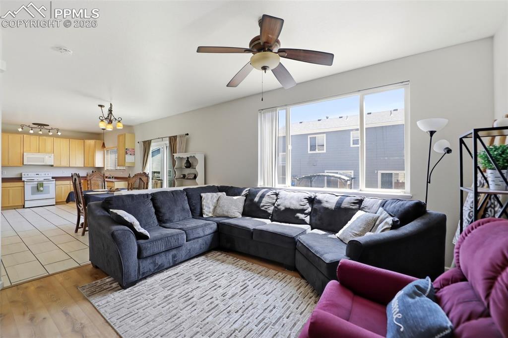 Image 15 of 44: Living Room
