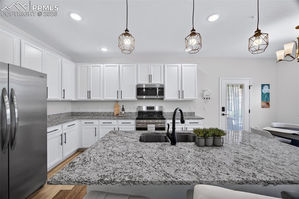 Image 11 of 37: Kitchen