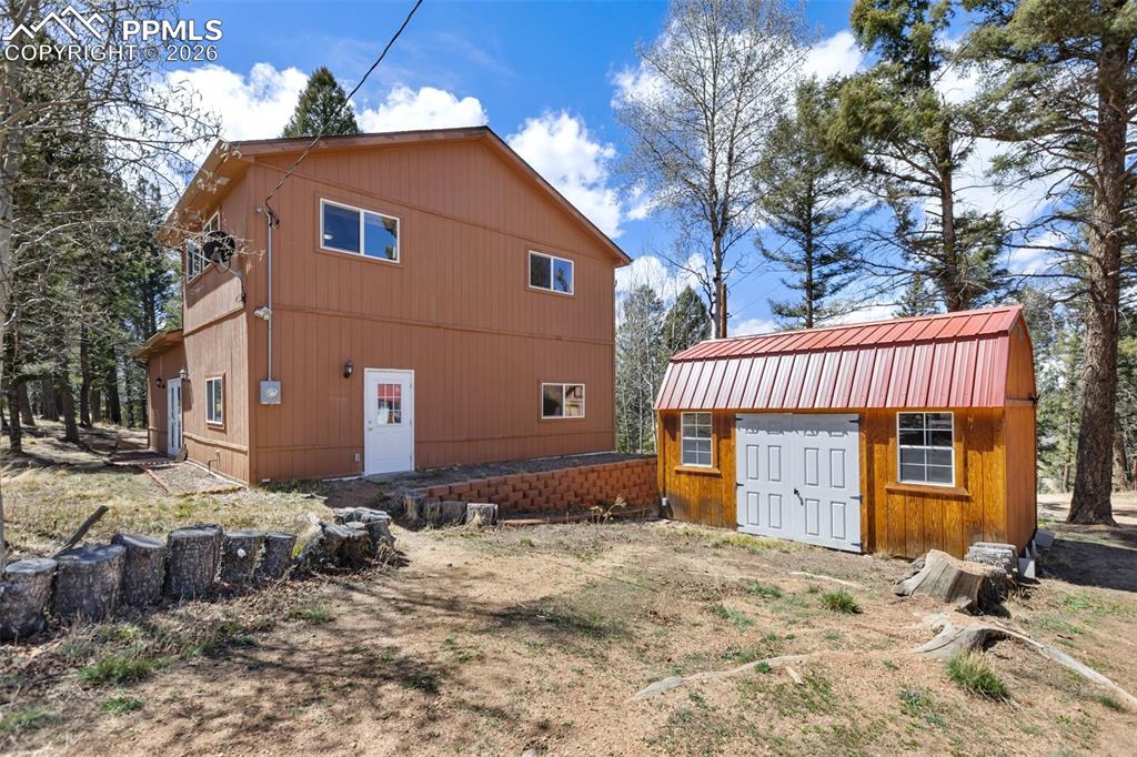 Image 26 of 43: Bed room