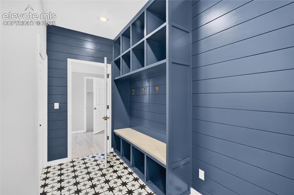 Image 34 of 46: Mud Room