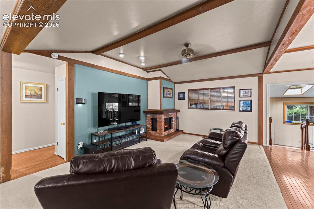 Image 6 of 33: Living Room