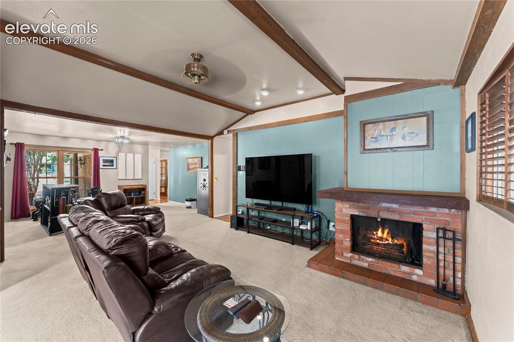 Image 7 of 33: Living Room