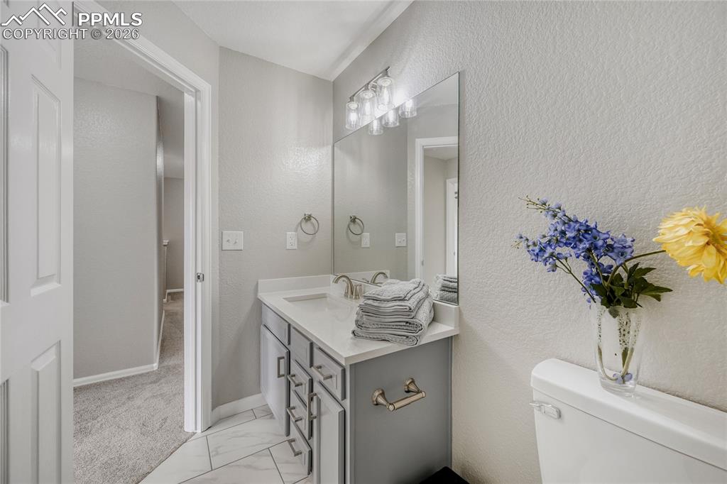 Image 26 of 29: Bathroom