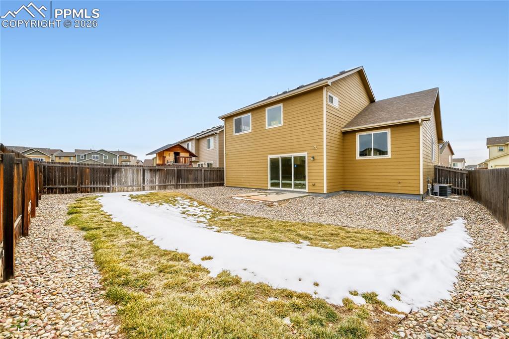 Image 28 of 29: Back of Structure