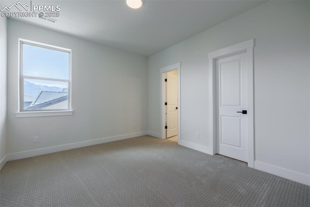 Image 33 of 43: Bedroom