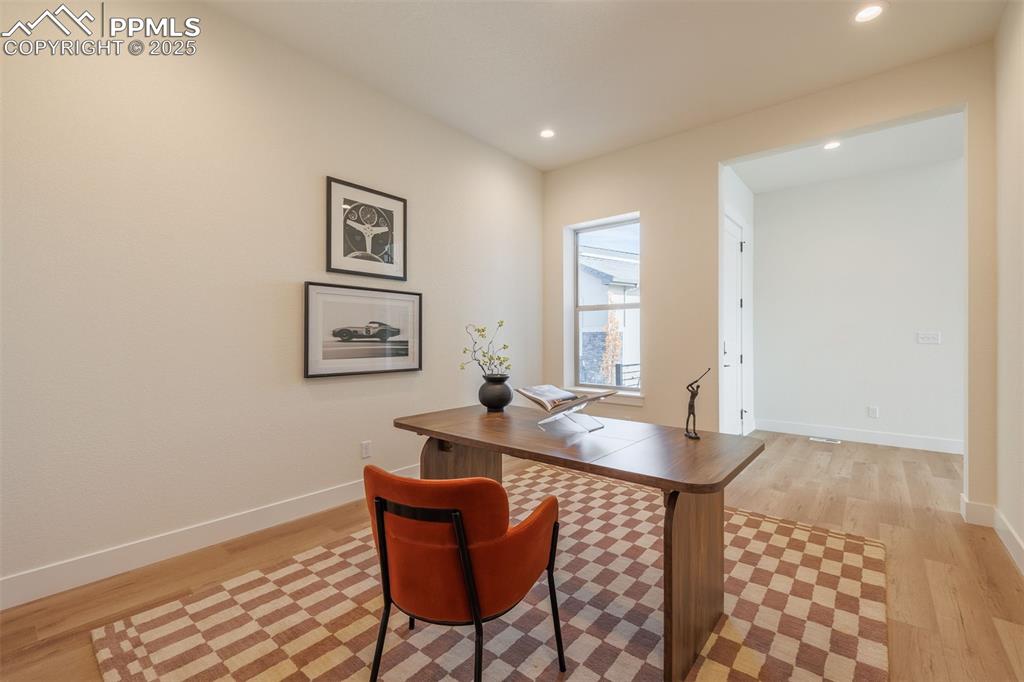 Image 6 of 43: Office