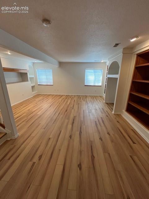 Image 15 of 18: Family Room