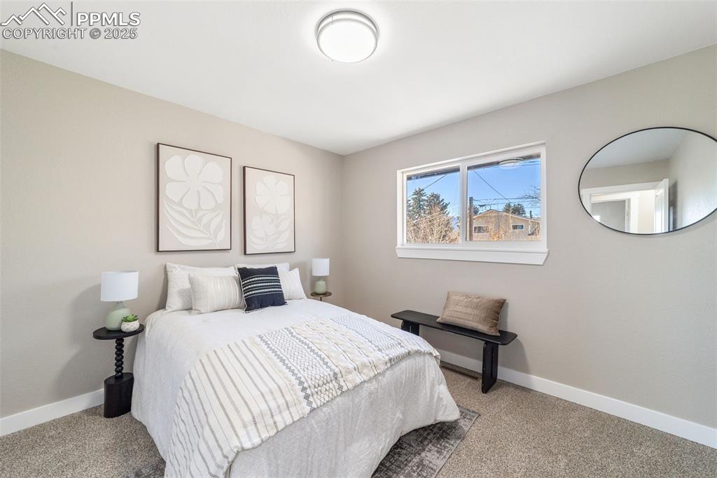 Image 19 of 43: Bedroom