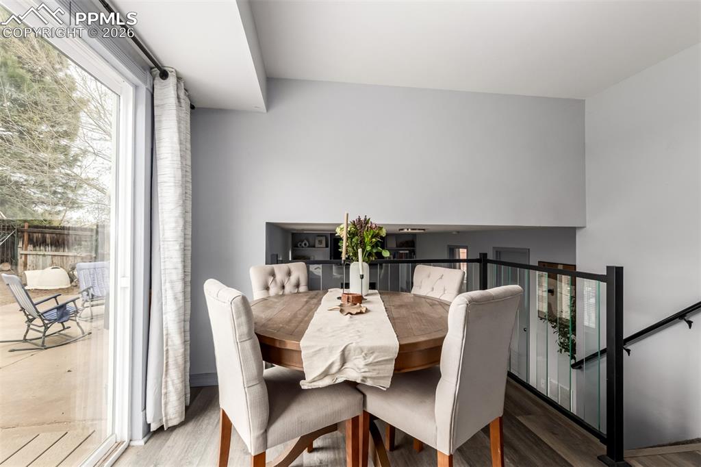 Image 12 of 41: Dining Area