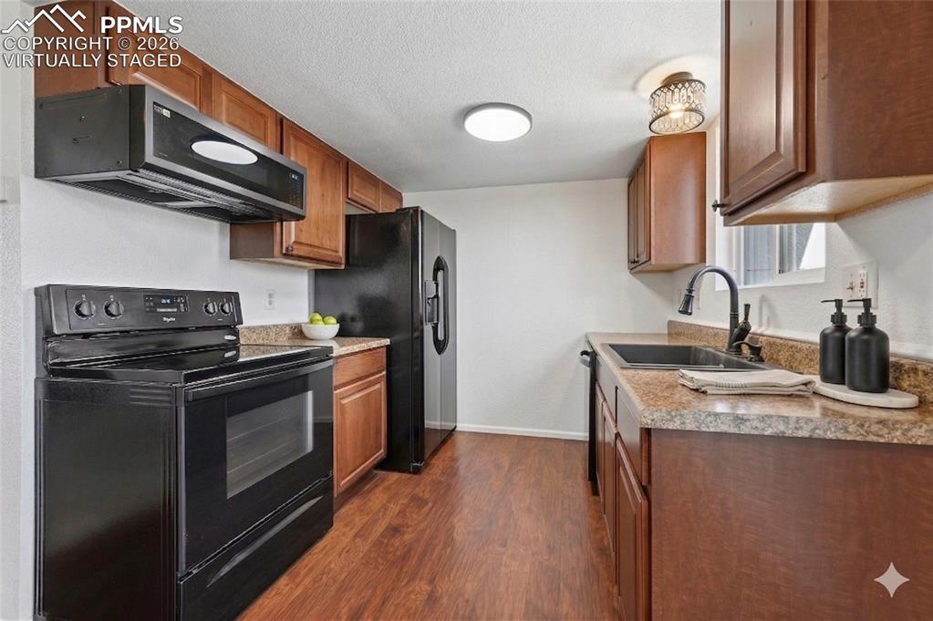 Image 10 of 27: Virtually Staged