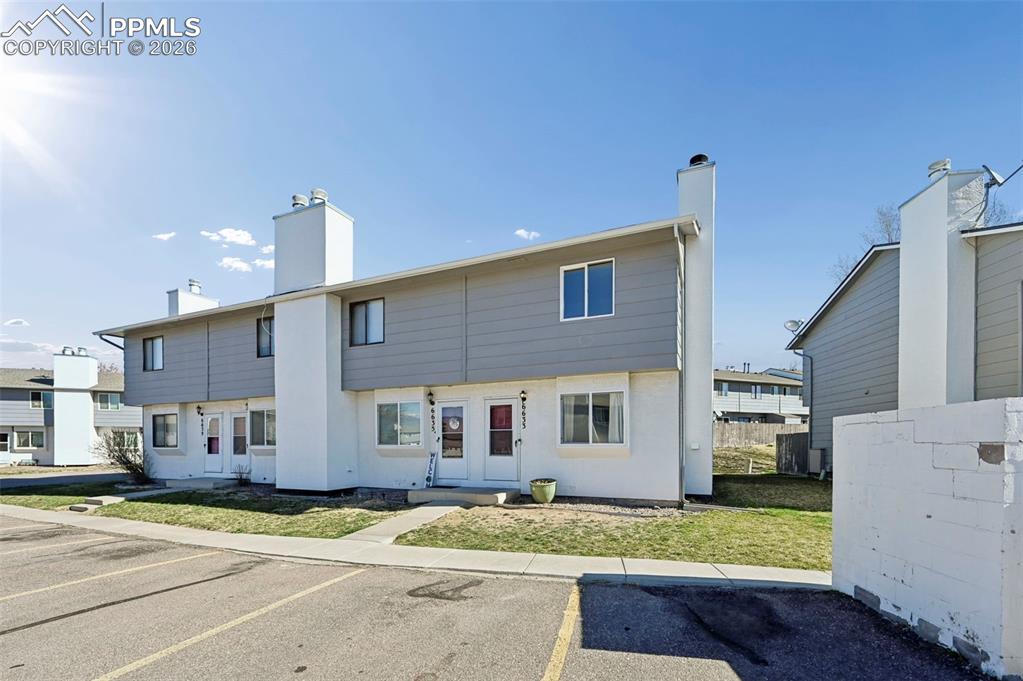 Image 2 of 27: Front of Structure