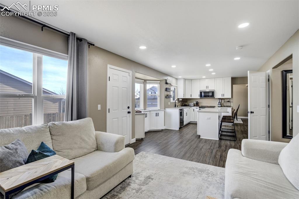 Image 10 of 42: Solid Surface Floors, High Quality