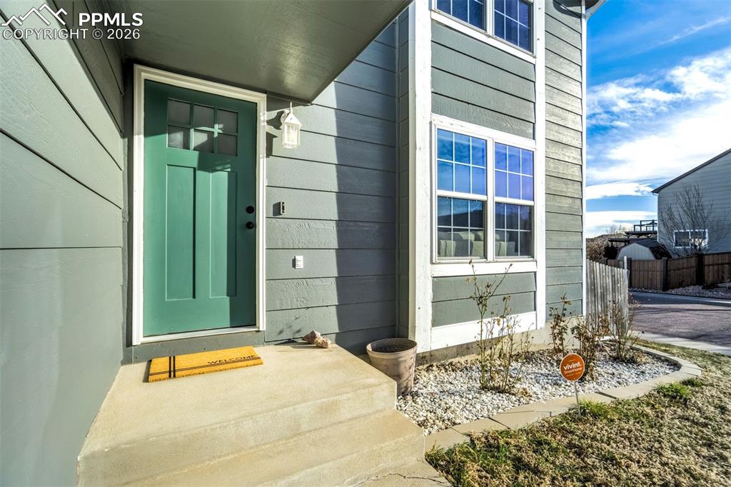 Image 37 of 42: Entry