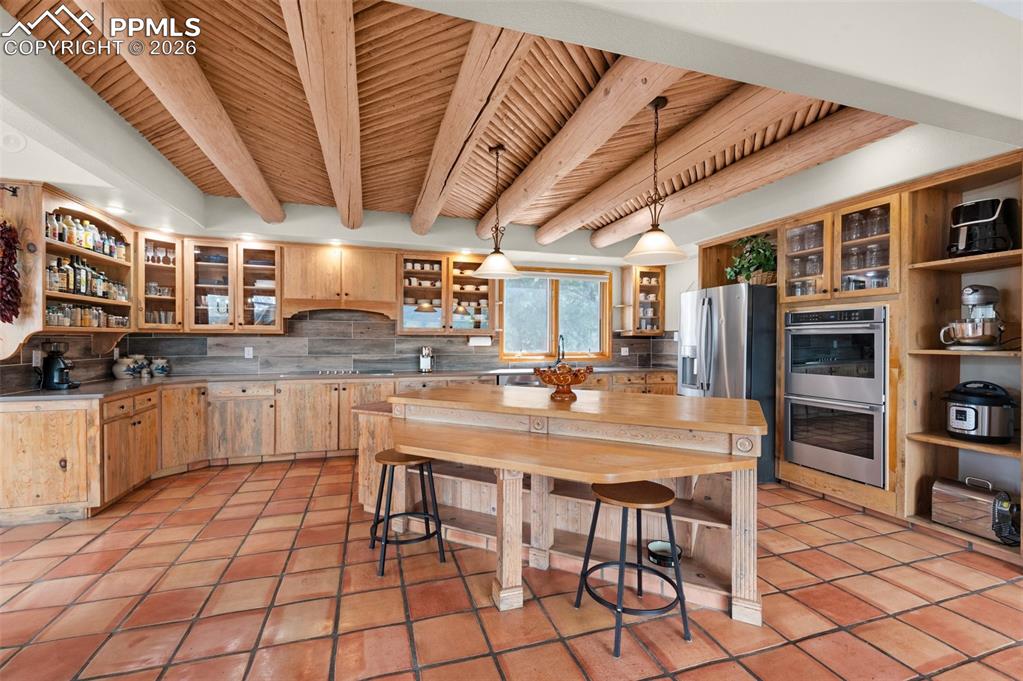 Image 12 of 48: Dining Area