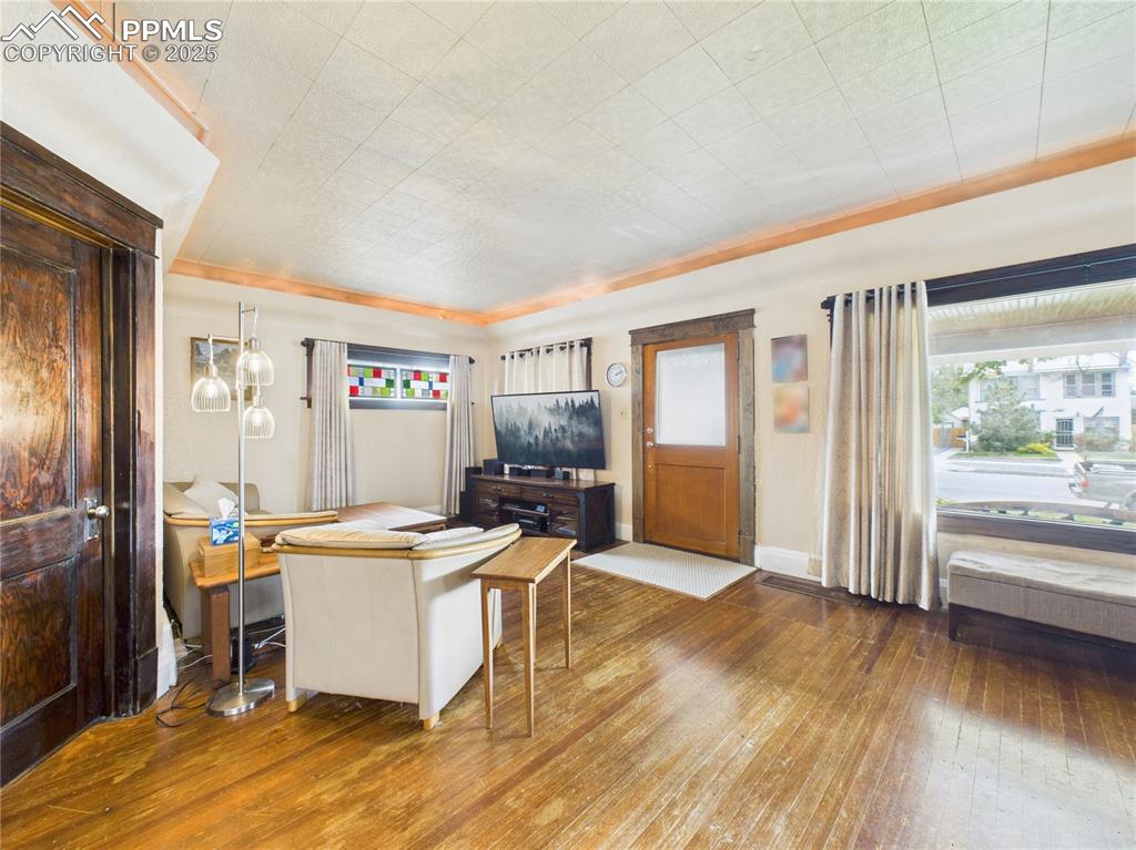 Image 8 of 37: Living Room