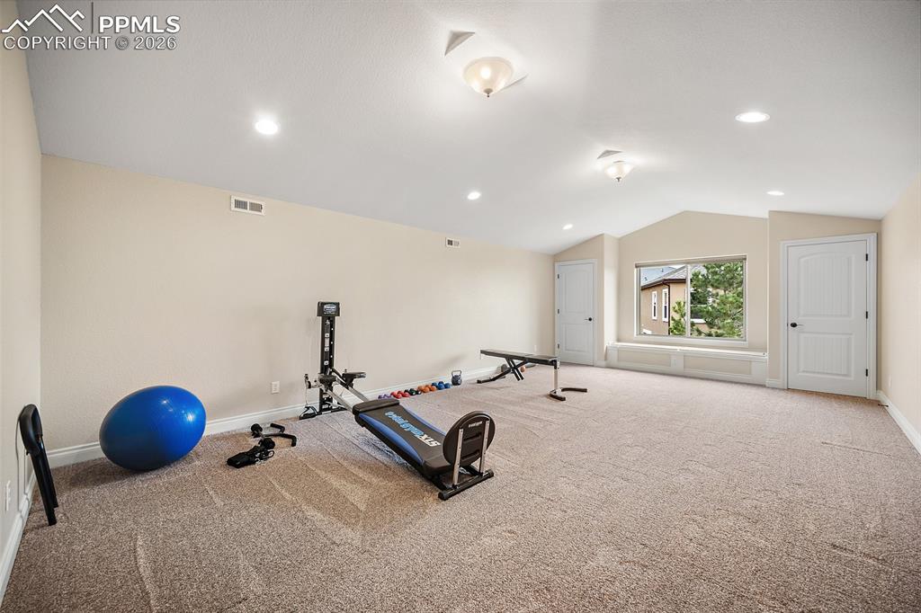 Image 33 of 50: Exercise Room