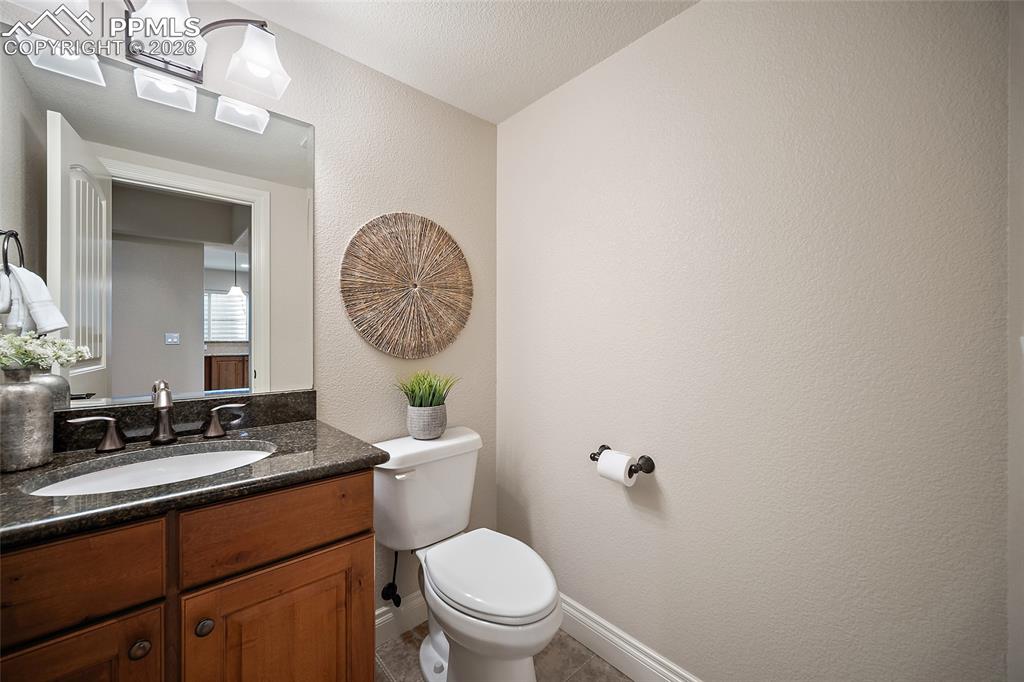 Image 34 of 50: Bathroom